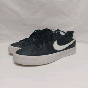 Nike Court Royale AC Women's Size 7 Sneaker Black White AO2810-001 GUC